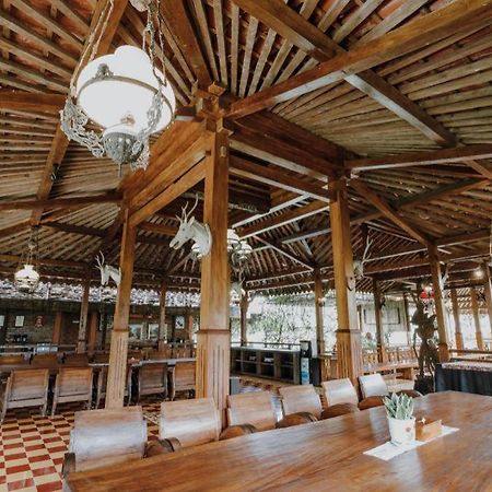 Joglo Ayem Tentrem Prambanan Exterior foto