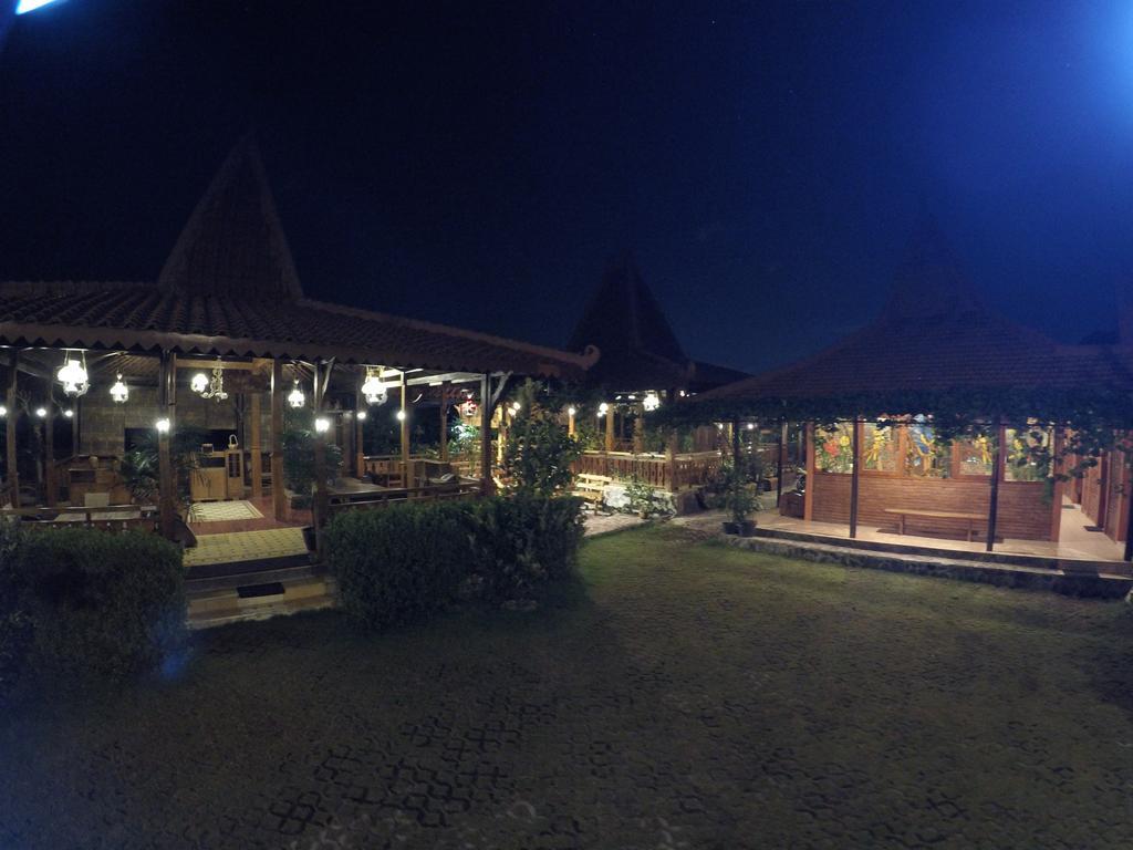 Joglo Ayem Tentrem Prambanan Exterior foto
